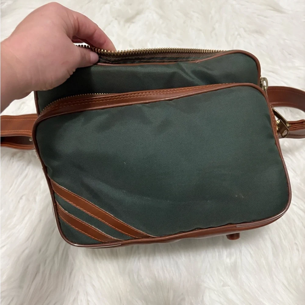 Vintage Coast Multi Compartment Camera Bag